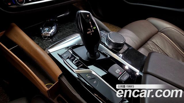 BMW 5 Series (G30) 540i xDrive M Sport Plus 2018 — фото 9