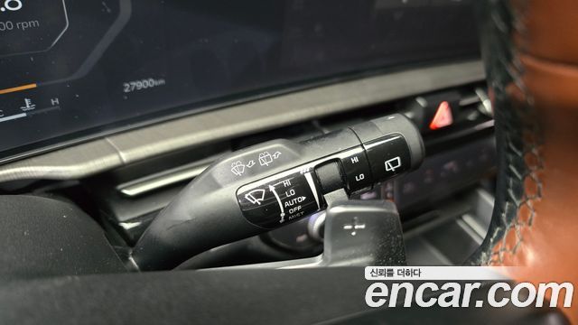 Kia Sportage (V) Gasoline 1.6 Turbo 2WD Signature X Line 2025 — фото 23