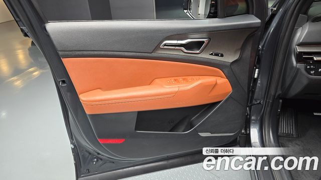 Kia Sportage (V) Gasoline 1.6 Turbo 2WD Signature X Line 2025 — фото 30