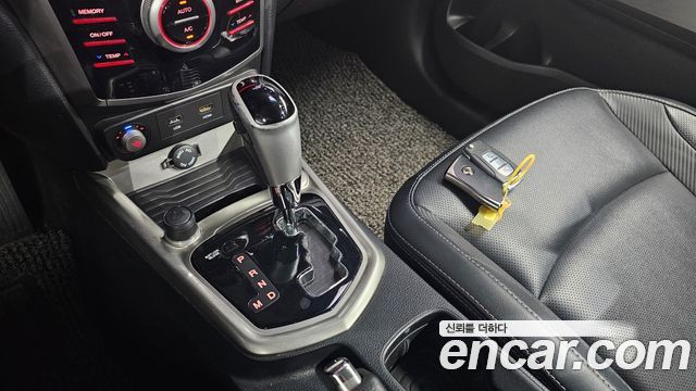 KG Mobility (SsangYong) Tivoli LX 2WD 2016 — фото 9