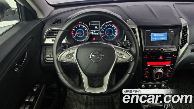 KG Mobility (SsangYong) Tivoli LX 2WD 2016 — фото 13