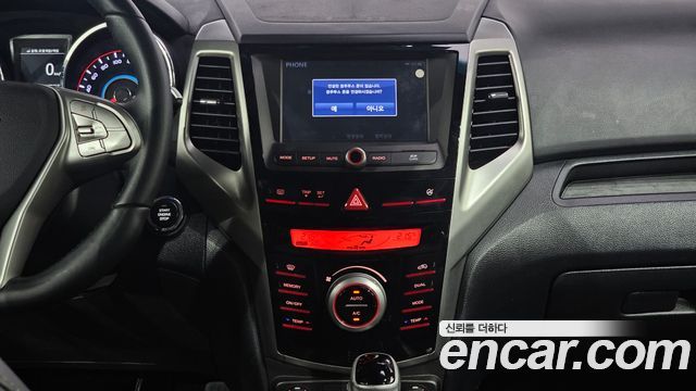 KG Mobility (SsangYong) Tivoli LX 2WD 2016 — фото 14