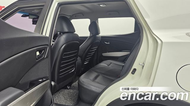 KG Mobility (SsangYong) Tivoli LX 2WD 2016 — фото 26