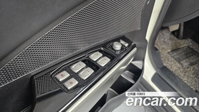 KG Mobility (SsangYong) Tivoli LX 2WD 2016 — фото 27