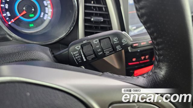 KG Mobility (SsangYong) Tivoli LX 2WD 2016 — фото 30