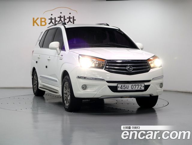 KG Mobility (SsangYong) Korando Turismo 4WD Extreme 9-seater 2015 — фото 2