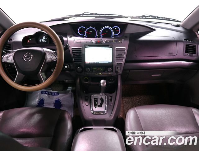 KG Mobility (SsangYong) Korando Turismo 4WD Extreme 9-seater 2015 — фото 5