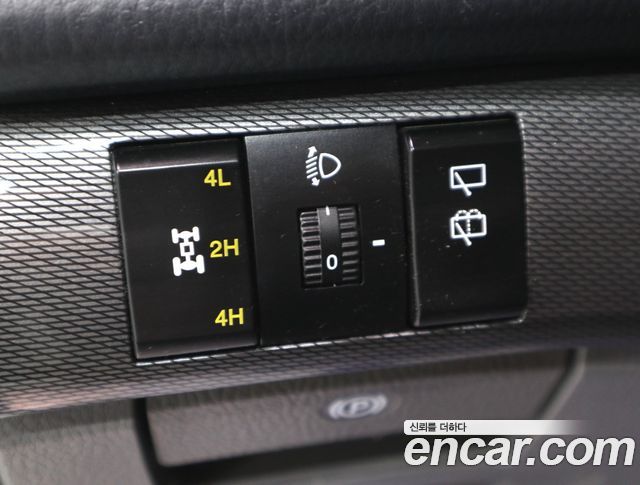 KG Mobility (SsangYong) Korando Turismo 4WD Extreme 9-seater 2015 — фото 21