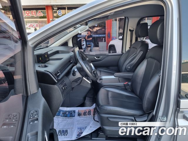 Hyundai Staria Cargo 5-Seater Modern 2022 — фото 9