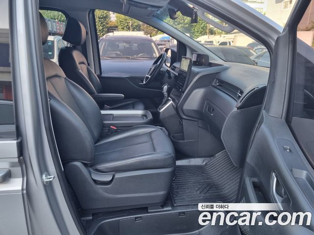 Hyundai Staria Cargo 5-Seater Modern 2022 — фото 16