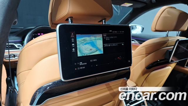 BMW 7 Series (G11) 740Li xDrive M Sport Package 2021 — фото 19