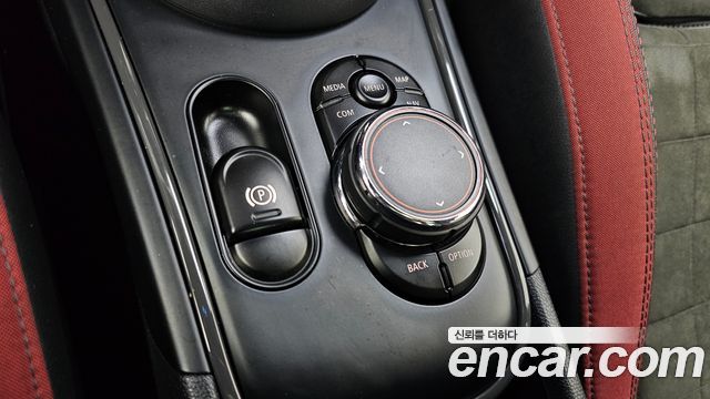 MINI Cooper S Countryman JCW 2nd 2018 — фото 29