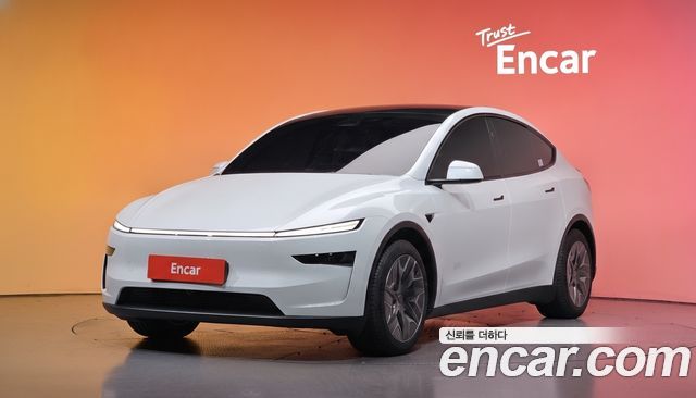 Tesla Model Y L Long Range AWD