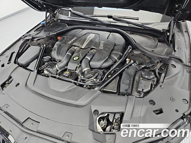 BMW 7 Series (G11) 750Li xDrive Prestige 2016 — фото 5