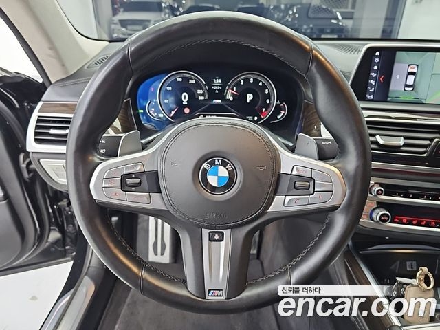 BMW 7 Series (G11) 750Li xDrive Prestige 2016 — фото 9