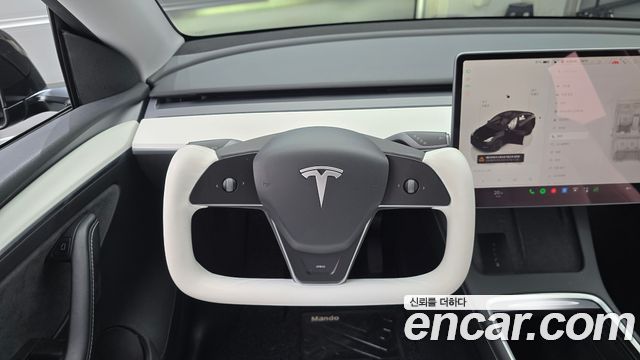 Tesla Model Y RWD 2023 — фото 13