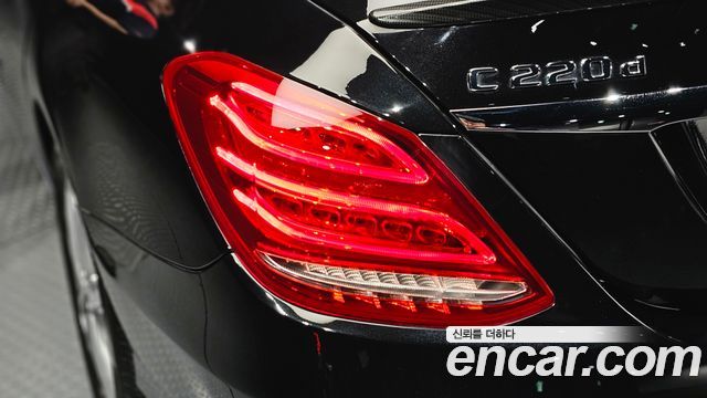 Mercedes-Benz C-Class (W205) C220 d Avantgarde 2017 — фото 23