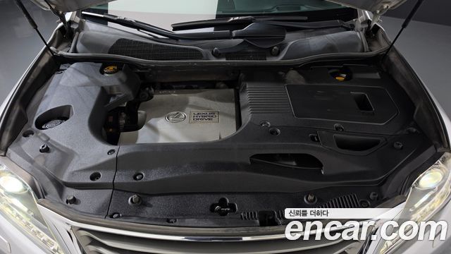 Lexus RX450h Supreme AL10 2013 — фото 6