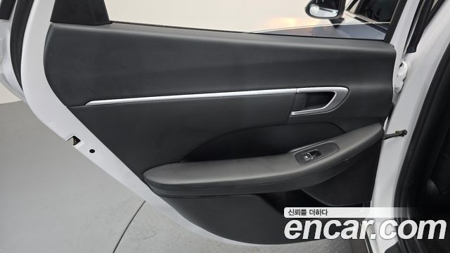 Hyundai Sonata (DN8) 2.0 LPG(rental car) Style 2023 — фото 25