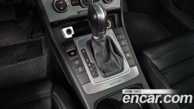 Volkswagen CC 2.0 TDI BlueMotion 4MOTION 2015 — фото 9