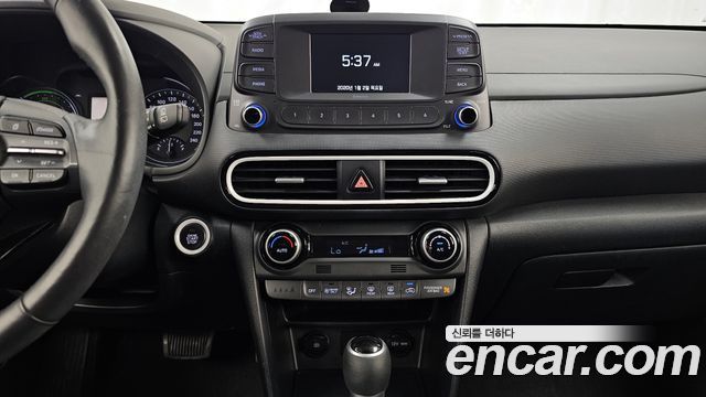 Hyundai Kona Hybrid Premium Special 2020 — фото 16
