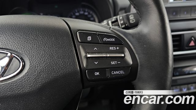 Hyundai Kona Hybrid Premium Special 2020 — фото 17