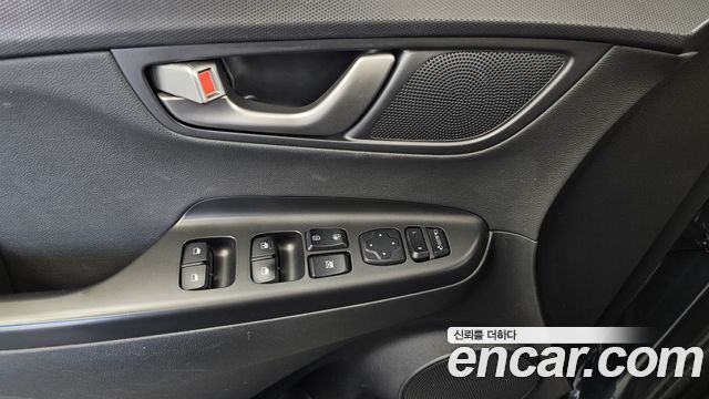 Hyundai Kona Hybrid Premium Special 2020 — фото 18