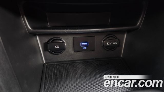 Hyundai Kona Hybrid Premium Special 2020 — фото 29