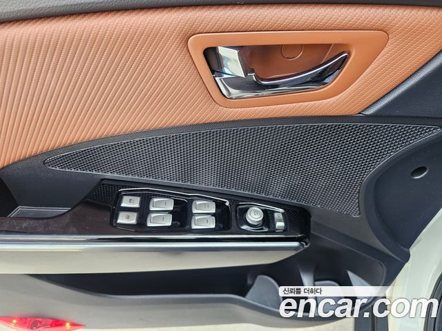 KG Mobility (SsangYong) Tivoli Armor Gear Edition 2WD 2018 — фото 10