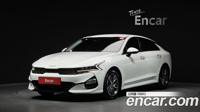 Kia K5 (III) 2.0 Trendy 2023 — фото 1