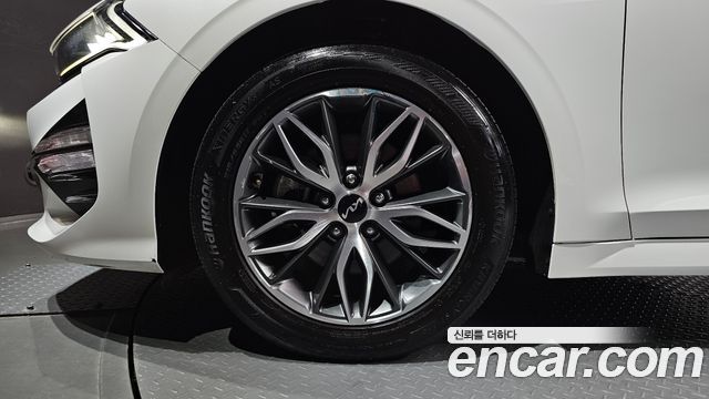 Kia K5 (III) 2.0 Trendy 2023 — фото 5