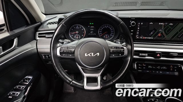Kia K5 (III) 2.0 Trendy 2023 — фото 12