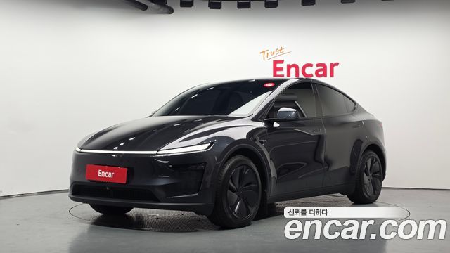 Tesla Model Y RWD