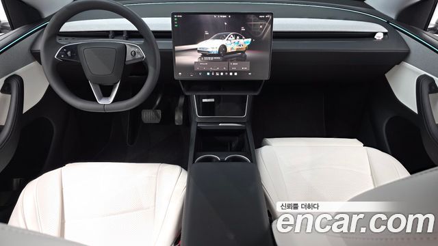 Tesla Model Y RWD 2025 — фото 7