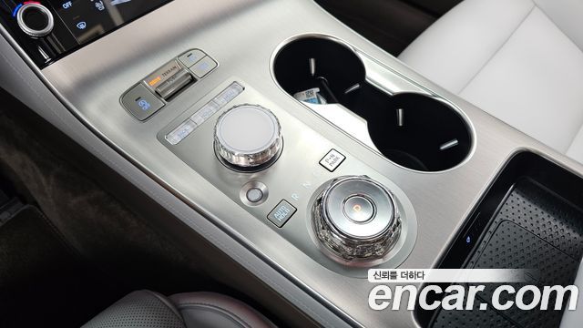 Genesis GV70 2.5T Gasoline AWD 2025 — фото 9