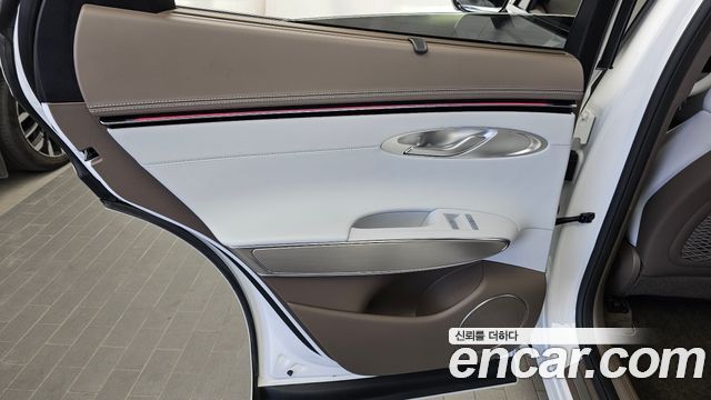 Genesis GV70 2.5T Gasoline AWD 2025 — фото 25