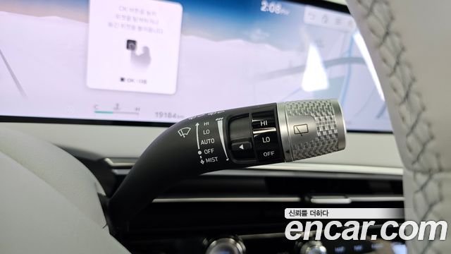 Genesis GV70 2.5T Gasoline AWD 2025 — фото 29