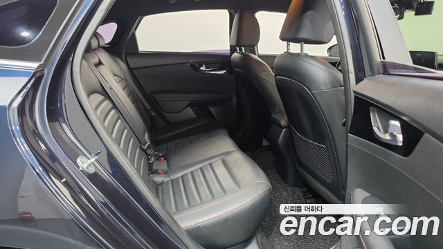 Kia K3 5Door GT Plus 2019 — фото 11