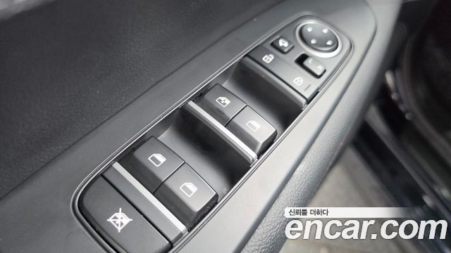 Kia K3 5Door GT Plus 2019 — фото 29