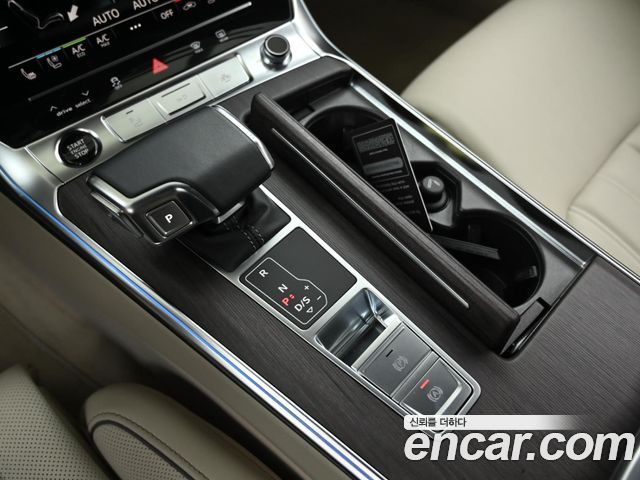 Audi A6 (C8) 45 TFSI Premium 2025 — фото 9