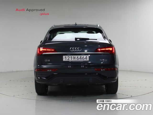 Audi Q5 (FY) 45 TFSI Quattro Sportback 2023 — фото 4