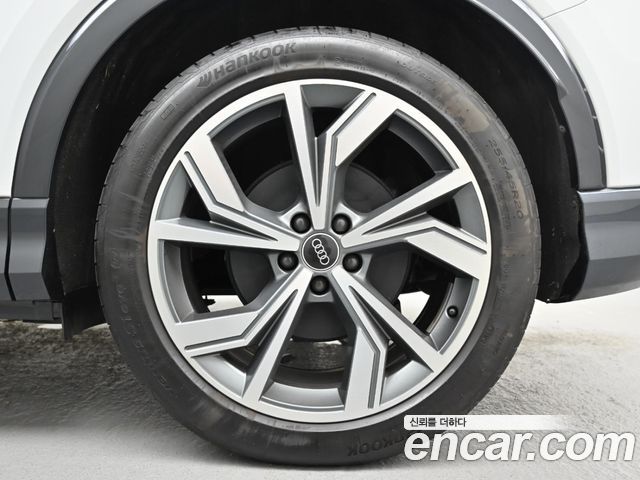 Audi Q4 e-tron (F4) 40 Premium Sportback 2023 — фото 5