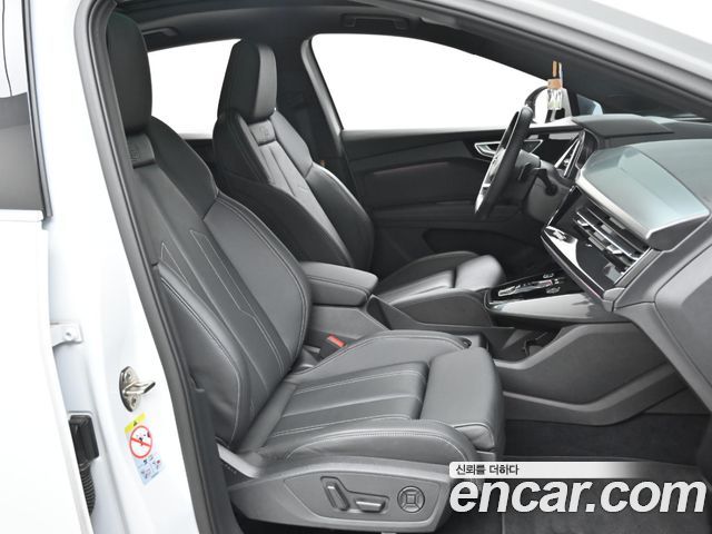 Audi Q4 e-tron (F4) 40 Premium Sportback 2023 — фото 10