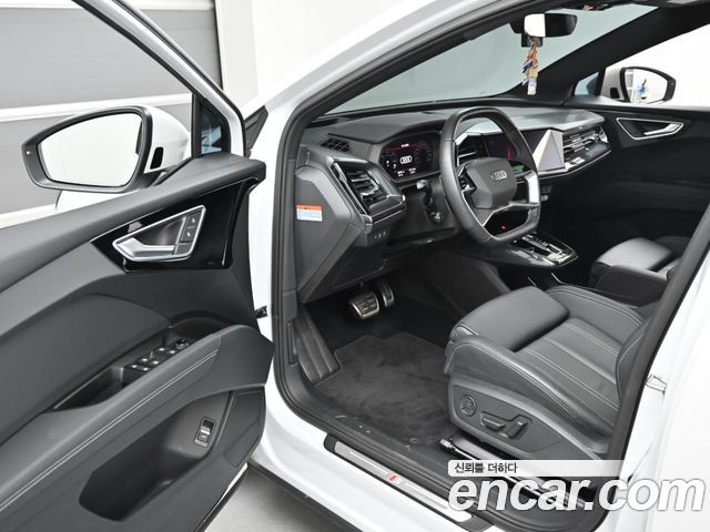 Audi Q4 e-tron (F4) 40 Premium Sportback 2023 — фото 15