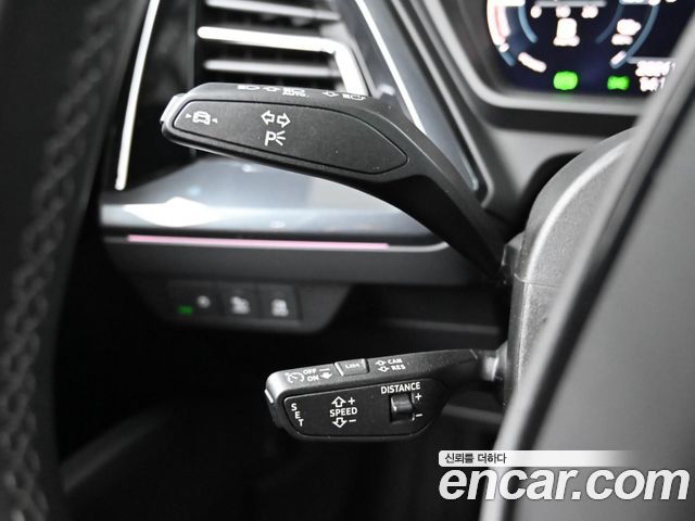 Audi Q4 e-tron (F4) 40 Premium Sportback 2023 — фото 20