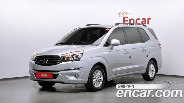 KG Mobility (SsangYong) Korando Turismo 2WD GT 11-seater 2014 — фото 1