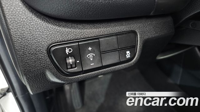 Kia Seltos Gasoline 1.6 Turbo 2WD Prestige 2023 — фото 14