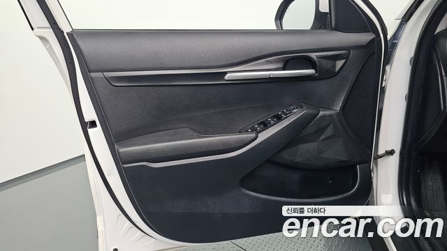 Kia Seltos Gasoline 1.6 Turbo 2WD Prestige 2023 — фото 24