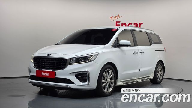 Kia Carnival 9-Seater Noblesse Special 2019 — фото 1
