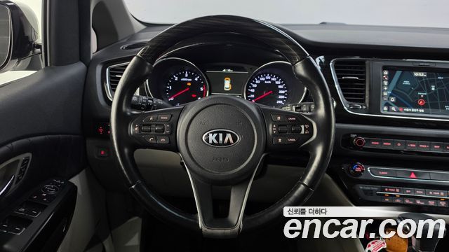 Kia Carnival 9-Seater Noblesse Special 2019 — фото 15